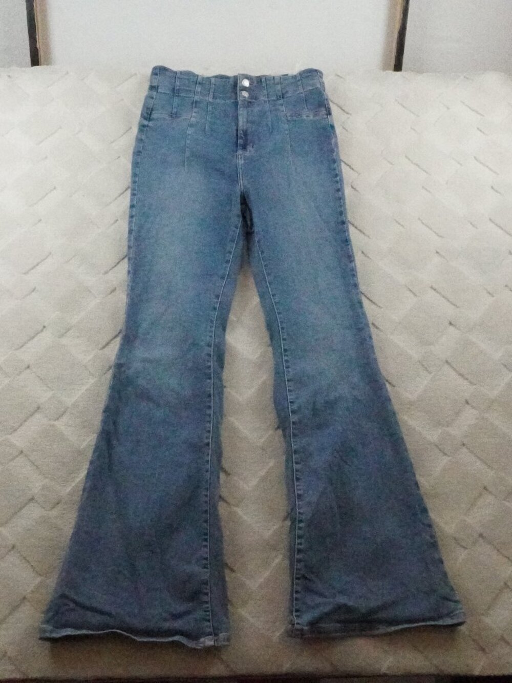 We The Free Jayde Flare Jeans Womens 32 Blue Denim New without tags